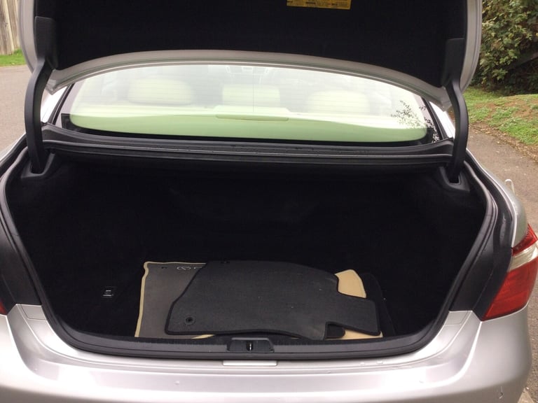 2006 Lexus LS 460 SE-L 4.6 V8 4dr Auto SALOON Petrol Automatic