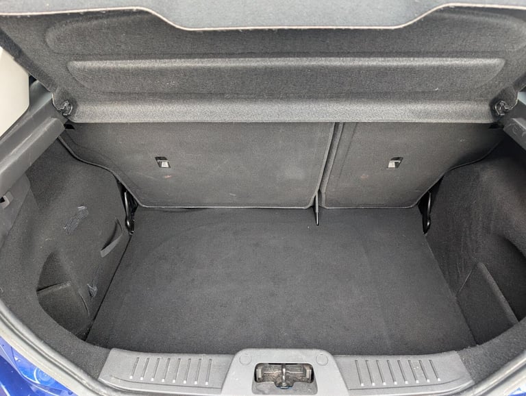 2016 Ford Fiesta 1.25 Zetec Hatchback 5dr Petrol Manual Euro 6 (82 ps) Hatchback Petrol Manual