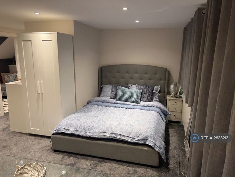1 bedroom flat in Greenfield Road Bills Included, Farnham, GU9 (1 bed) (#2638213)