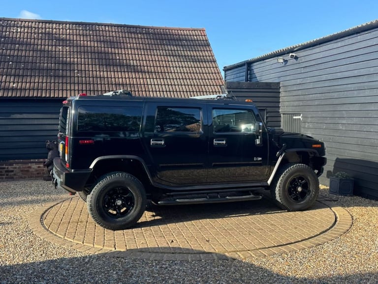 2003 Hummer H2 Hummer H2 6.0  Saloon PETROL Automatic