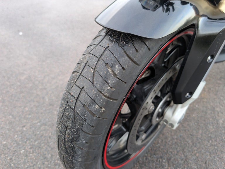 2019 BMW F800 R SPORT