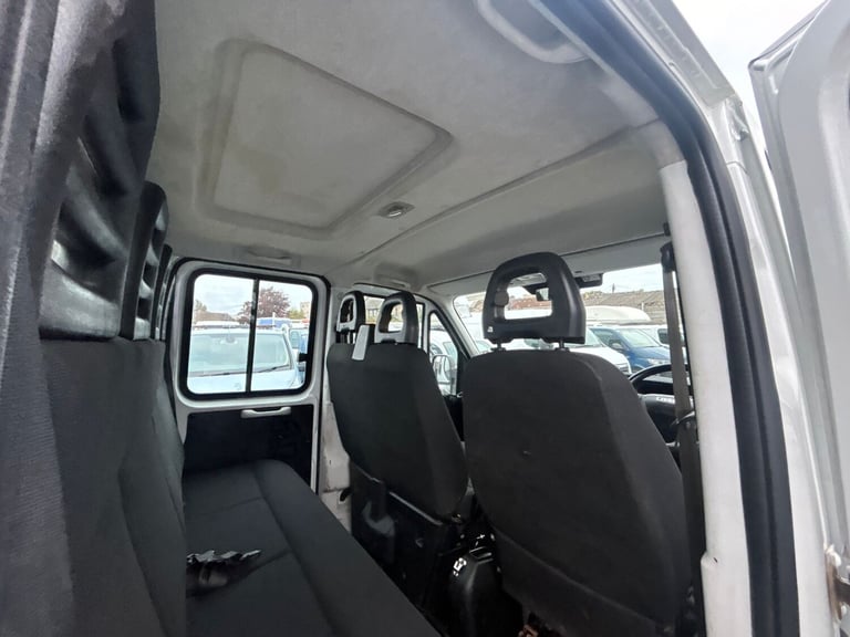2016 Iveco Daily 2.3 Crew Cab Chassis 3750 WB TIPPER CHASSIS CAB Diesel Manual
