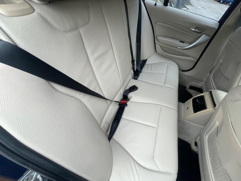 2012 BMW 1 Series 2.0 120d SE Euro 5 (s/s) 5dr HATCHBACK Diesel Manual