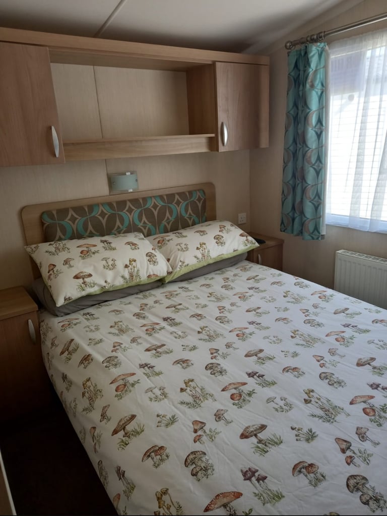 CARAVAN FOR HIRE HAVEN CAISTER ON SEA GREAT YARMOUTH NORFOLK 
