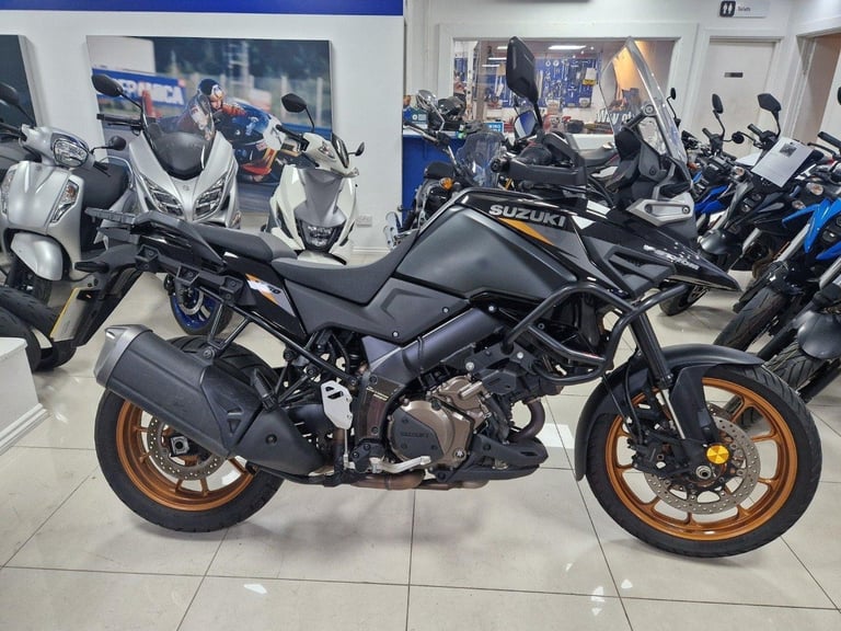 image for SUZUKI V-STROM 1050 IN BLACK