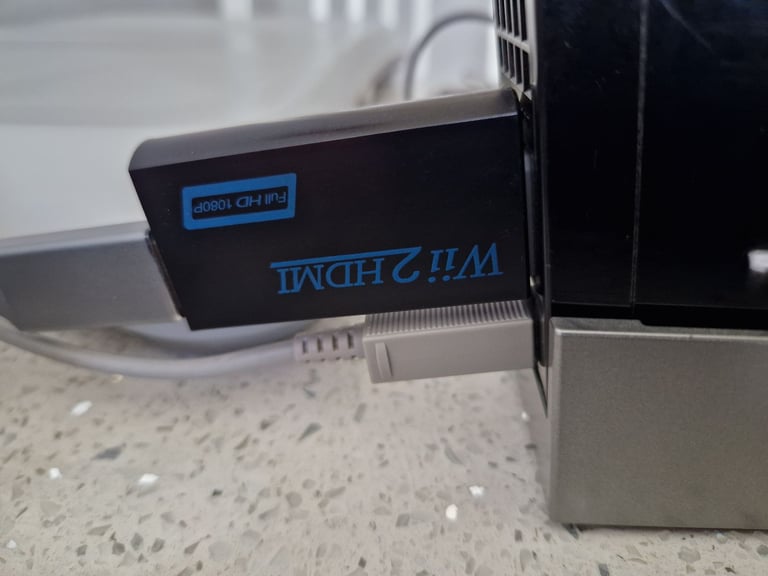 Wii Bundle in Black 100% Complete 
