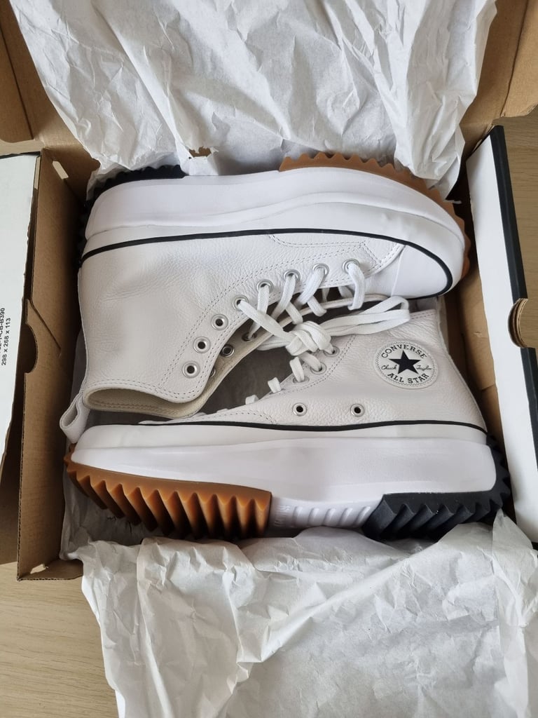 Brand New Converse Run Star Hike