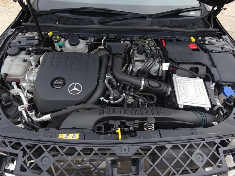 2020 70 REG MERCEDES BENZ A CLASS A250 AMG LINE E HYBRID AUTO DAMAGED SALVAGE