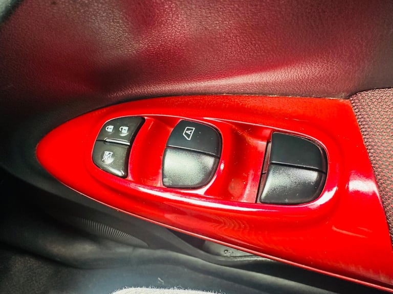 2013 Nissan Juke 1.6 Tekna CVT Euro 5 5dr HATCHBACK Petrol Automatic