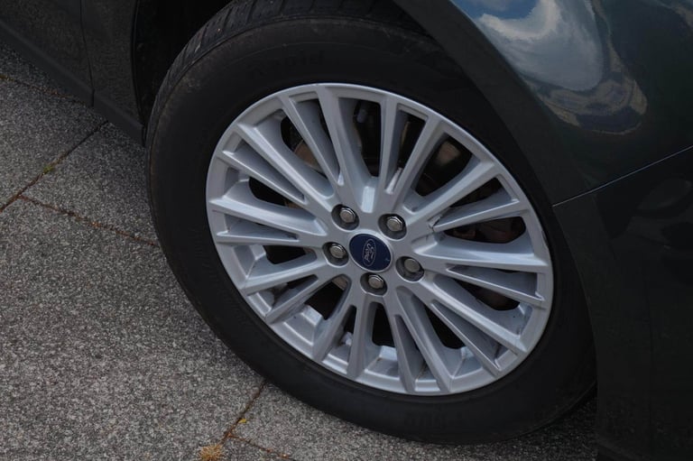 Ford, GALAXY, MPV, 2017, Semi-Auto, 1997 (cc), 5 doors 