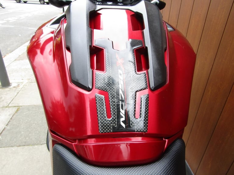 Honda NC 750 XA-K MANUAL  DEPOSIT TAKE, FUEL ECO FANTASTIC , BLACK WIDOW EXHAUST