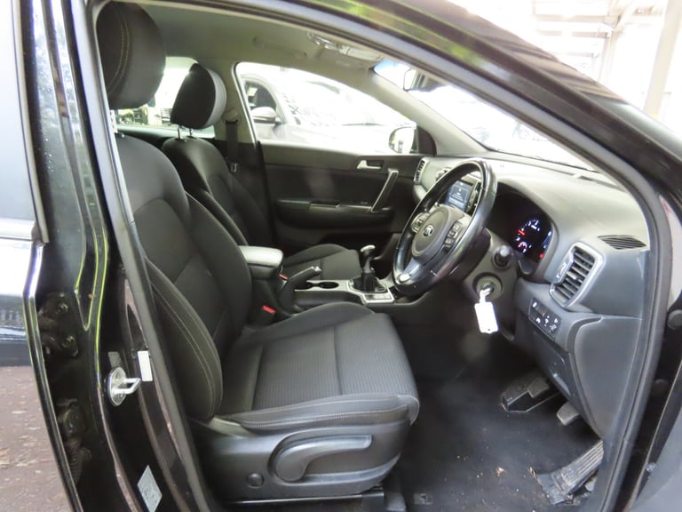 2016 Kia Sportage 1.7 CRDi 2 SUV 5dr Diesel Manual Euro 6 (s/s) (114 bhp)