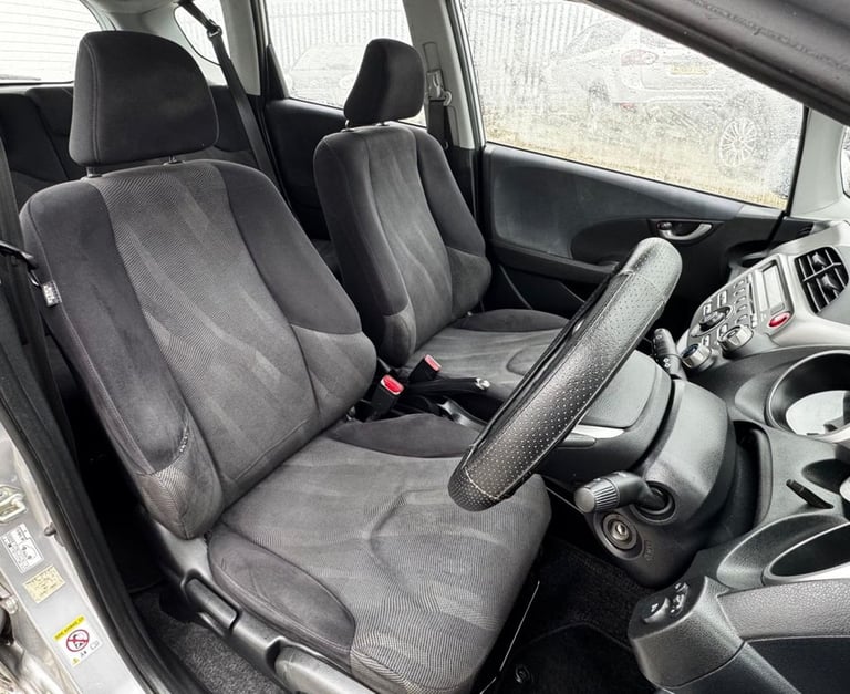 2009 59 HONDA JAZZ 1.4 I-VTEC ES HATCHBACK 5DR PETROL MANUAL EURO 4 (100 PS)