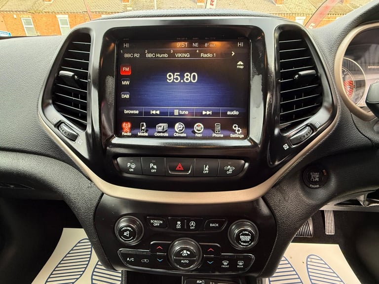 2014 Jeep Cherokee 2.0 CRD [170] Limited 5dr Auto ESTATE DIESEL Automatic