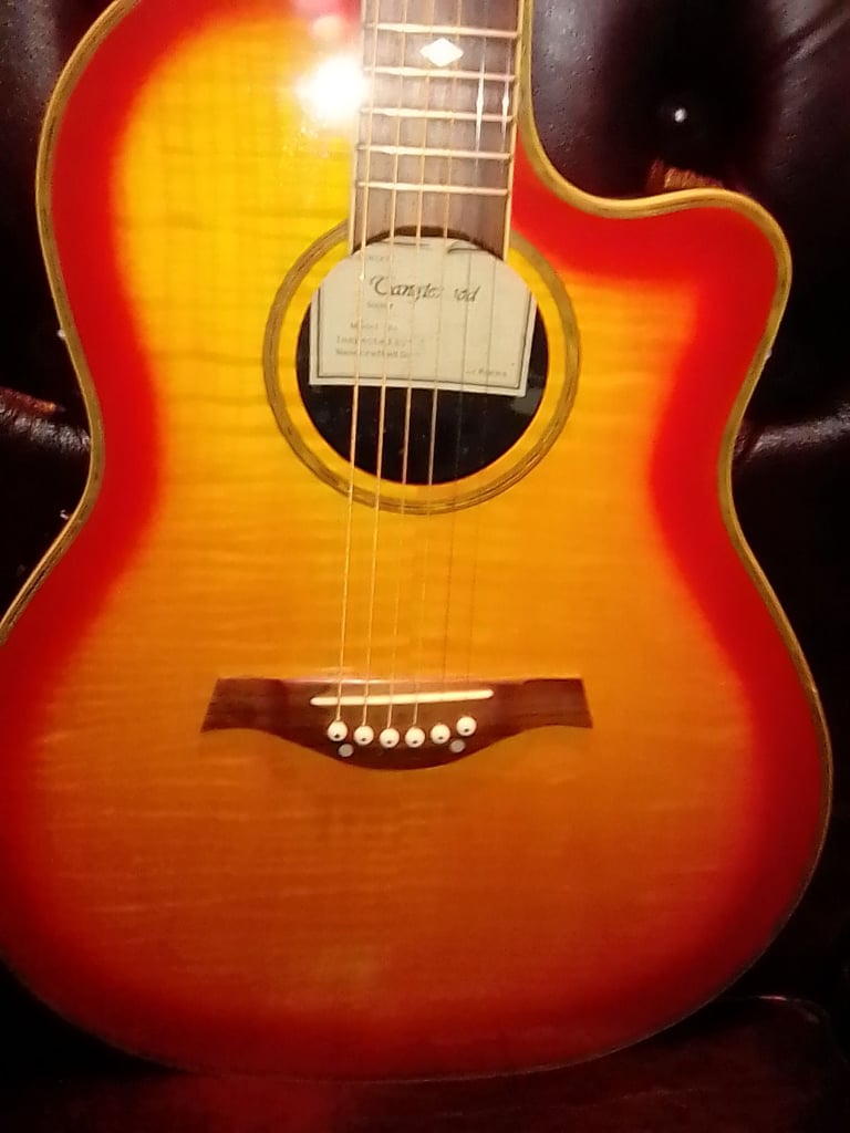 TANGLEWOOD ODYSSEY E/ACOUSTIC SLIM BODY ORANGEBURST NEW SET UP STRINGS FREE CASE EX COND.