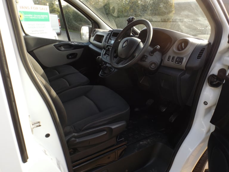 2019 Renault Trafic SL27 dCi 120 Business+ Van PANEL VAN Diesel Manual