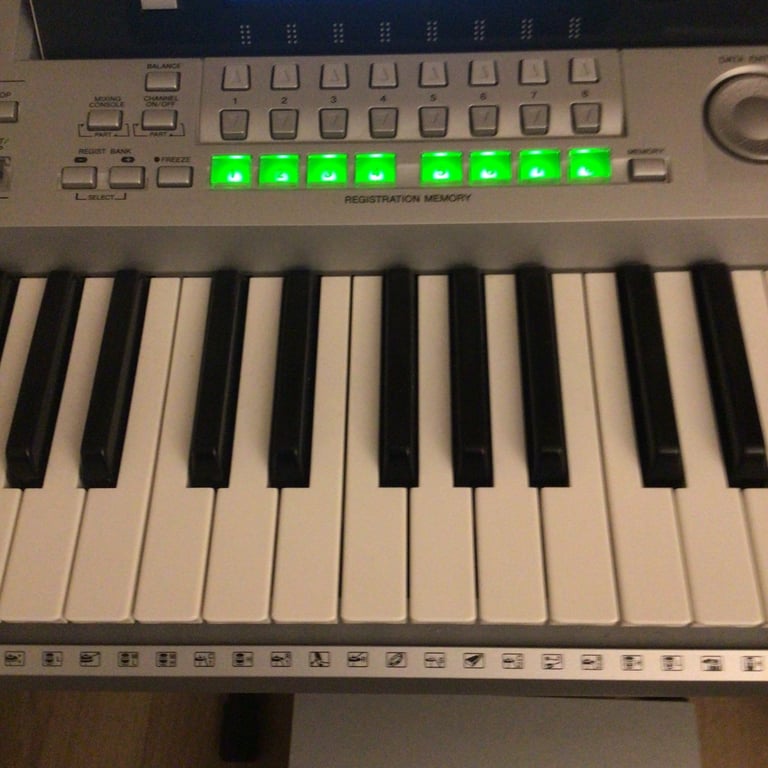 Yamaha tyros two keyboard 