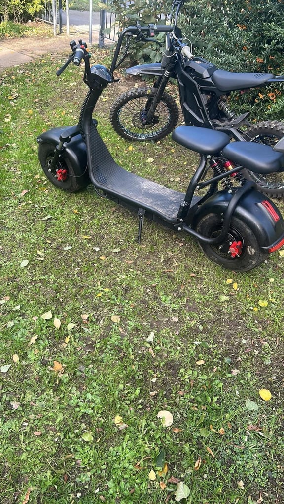 image for 3000w citycoco fat tire electric scooter 