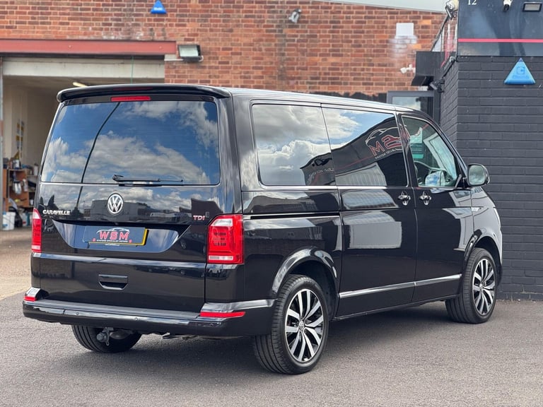 2017 Volkswagen Caravelle 2.0 BiTDI BlueMotion Tech Executive DSG Euro 6 (s/s) 5dr MPV Diesel Aut...