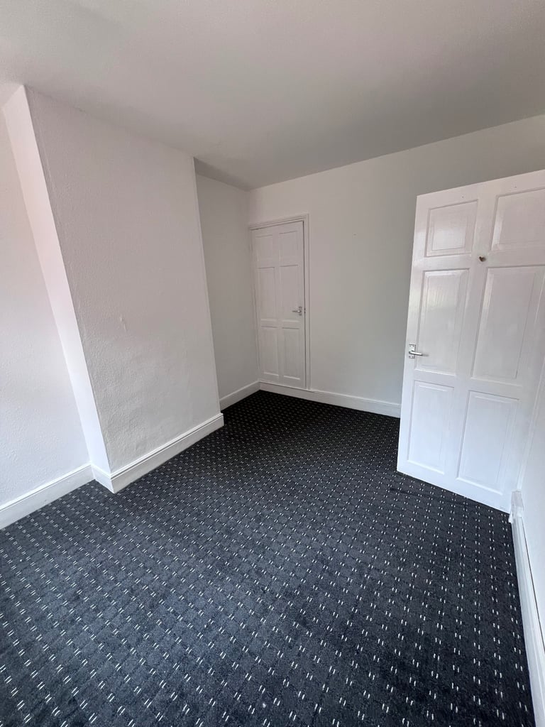 2 Bed Terraced House, Rowan Street, LE3 - Available from 22 November 2025