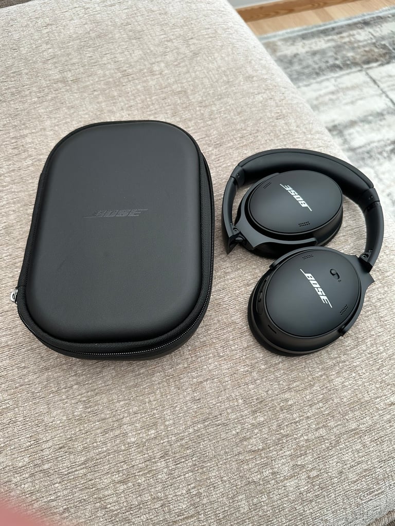 Bose quiet comfort 45 headphones *bargain*