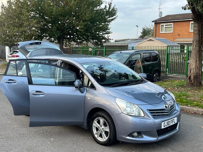 2010 Toyota Verso 1.6 V-matic TR 5dr MPV Petrol Manual