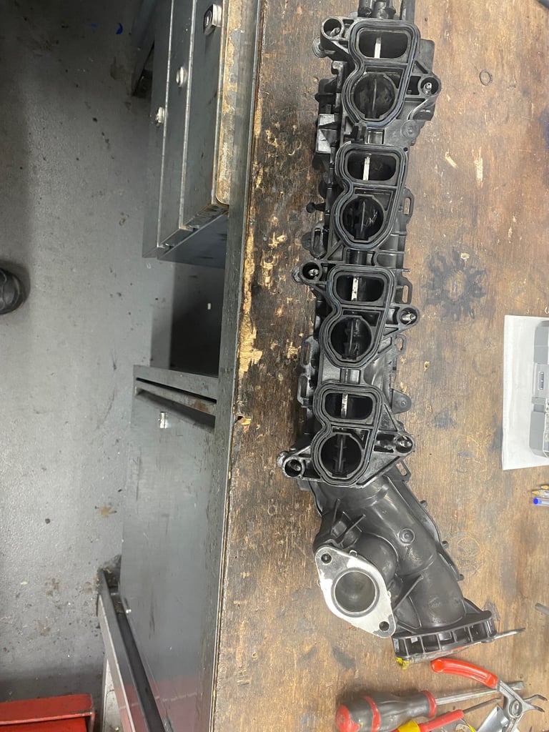 Swirl flap manifold (used)