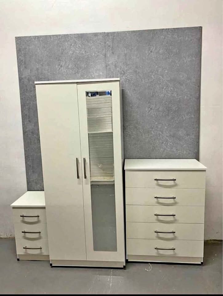 ❣️NEW WARDROBE, SLIDING WARDROBE, BEDS , SOFAS, CHEST OF DRAWERS AND BED SIDES AVAILABLE NEAR ME❣️