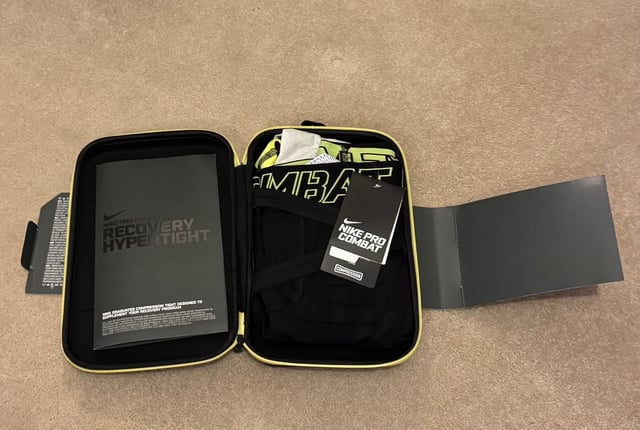 Nike Pro Combat Recovery Hypertights Large in Bicester Oxfordshire Gumtree