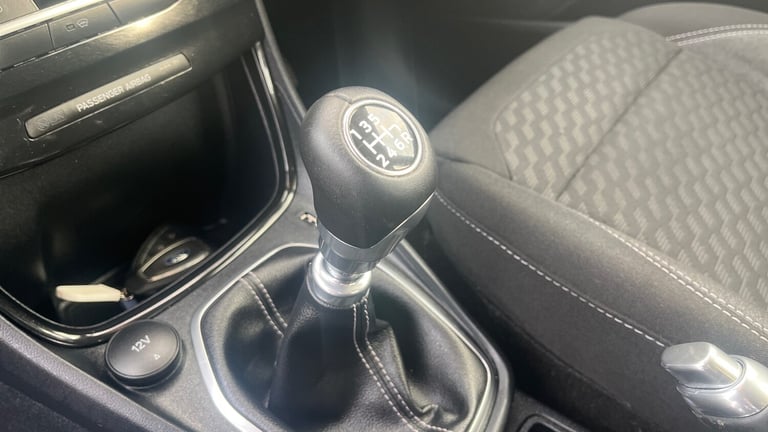 2024 Ford Puma 1.0 EcoBoost Hybrid mHEV Titanium 5dr Petrol Hatchback Hatchback Petrol Manual