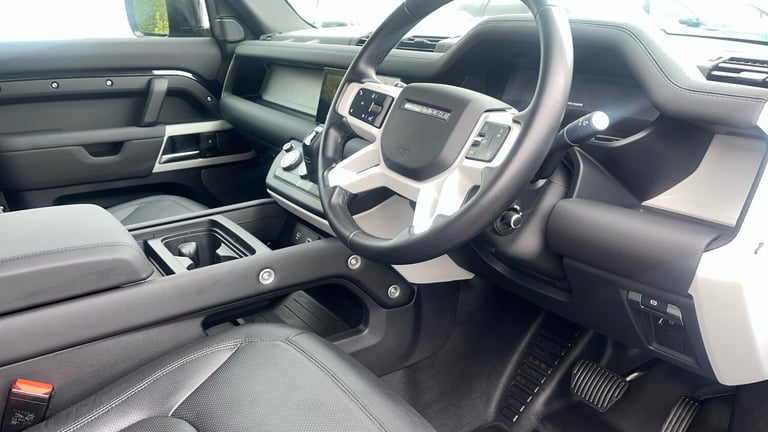 2023 Land Rover Defender 3.0 P400 XS Edition 90 3dr Auto - 22 Inch Alloys -