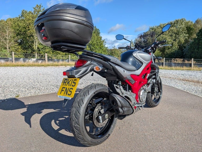 2015 SUZUKI GLADIUS 650