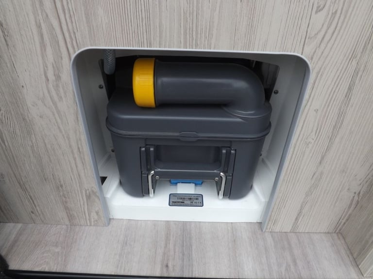 2016 Volkswagen Crafter 2.0 TDI CR35 Panel Van 4dr Diesel Manual L2 H3 (234 g/km, 134 bhp) MOTORH...