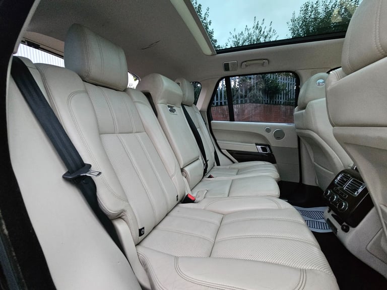 2015 Land Rover Range Rover 4.4 SDV8 Vogue 4dr Auto *** Air Suspension Issue *** ESTATE Diesel Au...