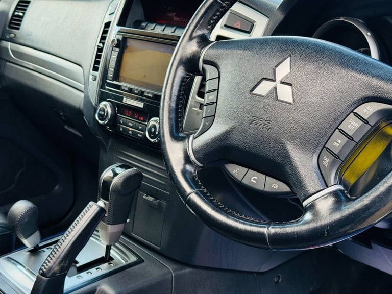 2015 Mitsubishi Shogun 3.2 DI-DC SG4 SUV 5dr Diesel Auto 4WD Euro 6 LWB (187 ps) ESTATE Diesel Au...