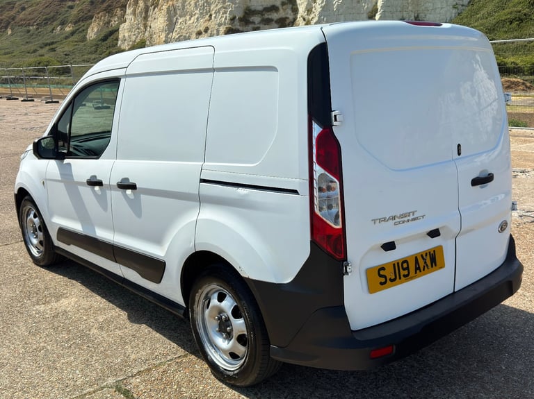 2019 Ford Transit Connect 200 - Long MOT - Crew Cab - 2 Keys - ULEZ Compliant