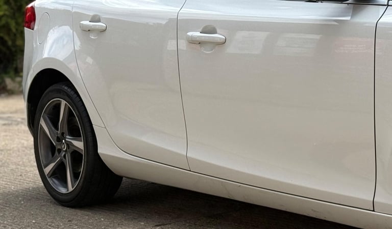 2015 Volvo V40 1.6 D2 R-Design Powershift Euro 5 (s/s) 5dr Diesel