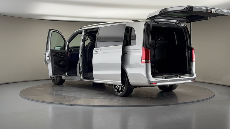 2023 Mercedes-Benz V-Class 2.0 V300d AMG Line MPV 5dr Diesel G-Tronic+ Euro 6 (s/s) XLWB (237 ps)...