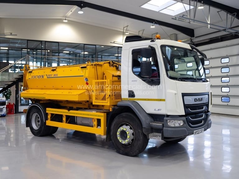 2022 (22) DAF LF 260 ECON TWIN CHAMBER AUGERED HOTBOX