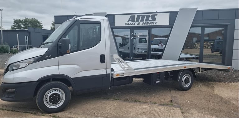 IVECO DAILY 3.5T FULL BEAVERTAIL BODY FULLY LOADED ALL EXTRAS