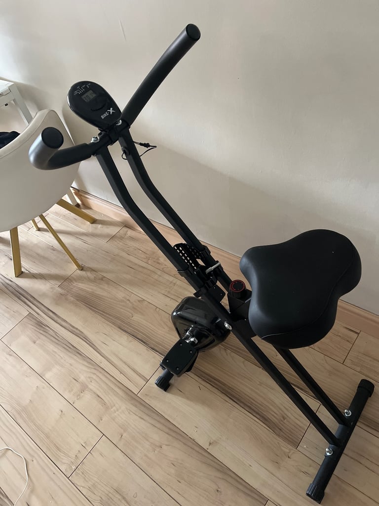 Foldable exercise bike