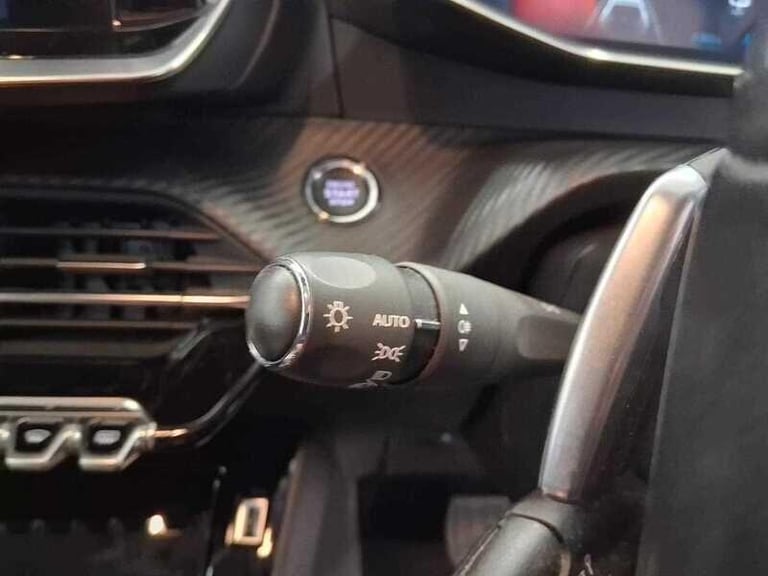 2020 Peugeot 208 1.2 PureTech Allure Hatchback 5dr HATCHBACK Petrol Automatic