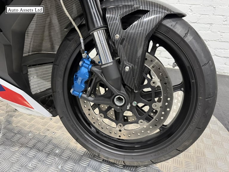 2024 BMW M 1000 R 1000 Naked Petrol Claw-shifted Euro 5 (209 ps) Naked Petrol Manual