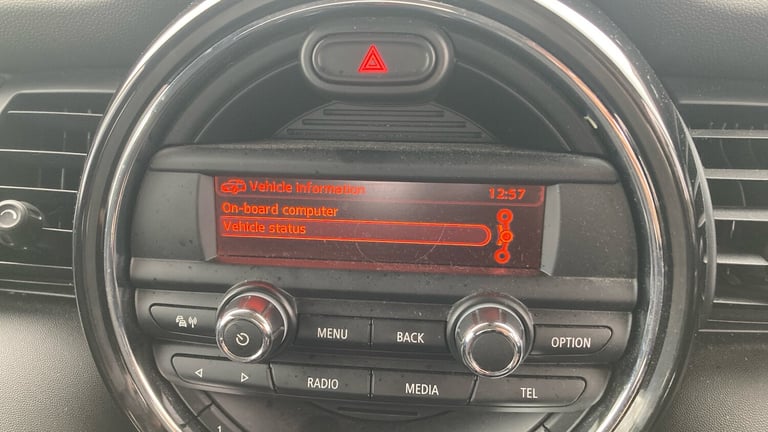 2016 MINI Hatch 1.5 Cooper 5dr Petrol Hatchback Hatchback Petrol Manual