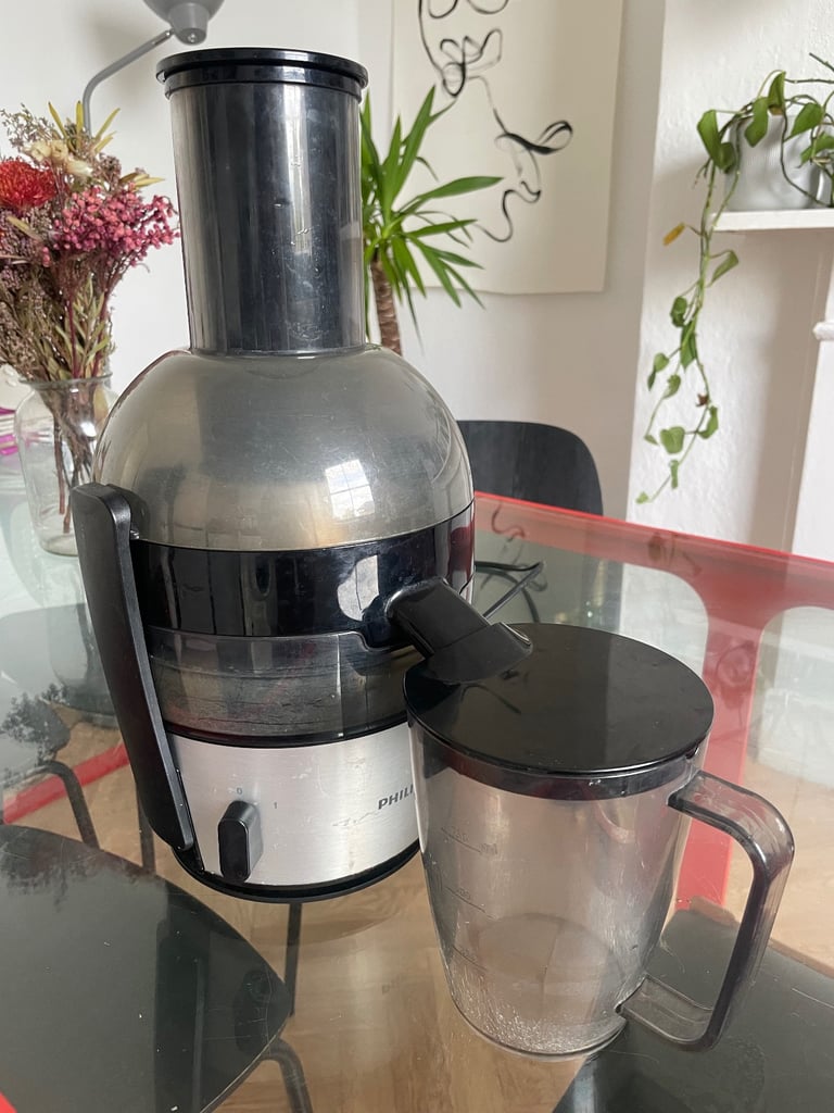image for Philips HR1863 juicer
