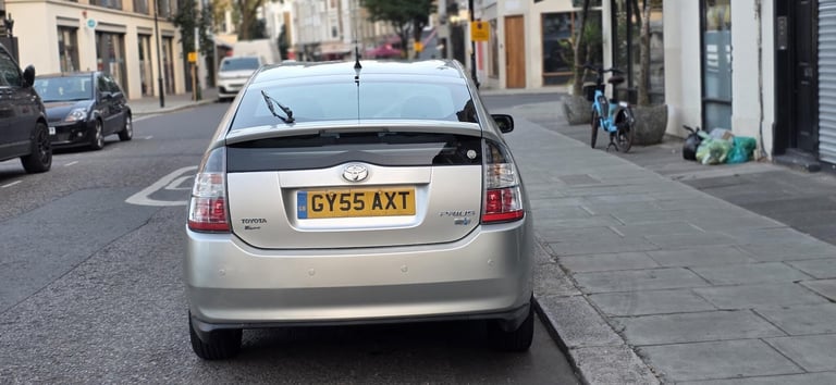 2005 Toyota Prius 1.5 T Spirit CVT 5dr HATCHBACK Petrol/Electric Hybrid Automatic