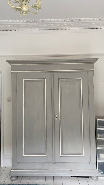 VICTORIAN STYLE WARDROBE.   REAL BARGAIN!!!!