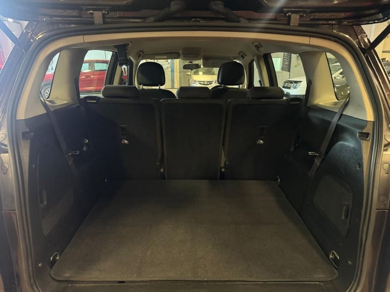 2014 Vauxhall Zafira Tourer 2.0 CDTi Exclusiv MPV 5dr Diesel Manual Euro 5 (130 ps) MPV Diesel Ma...