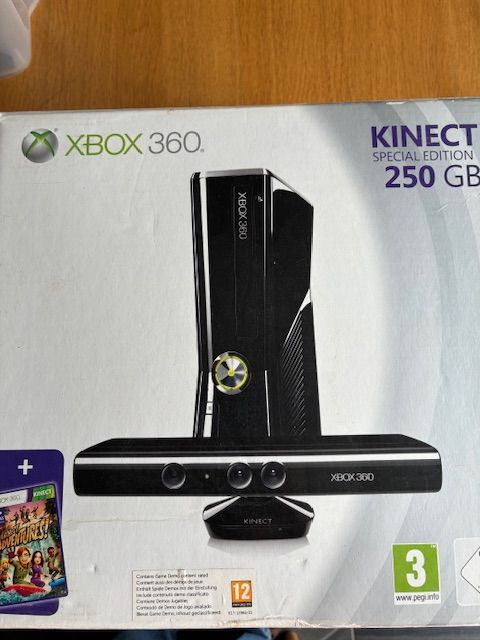 Xbox 360 Kinect Special Edition (Sold as a bundle only)