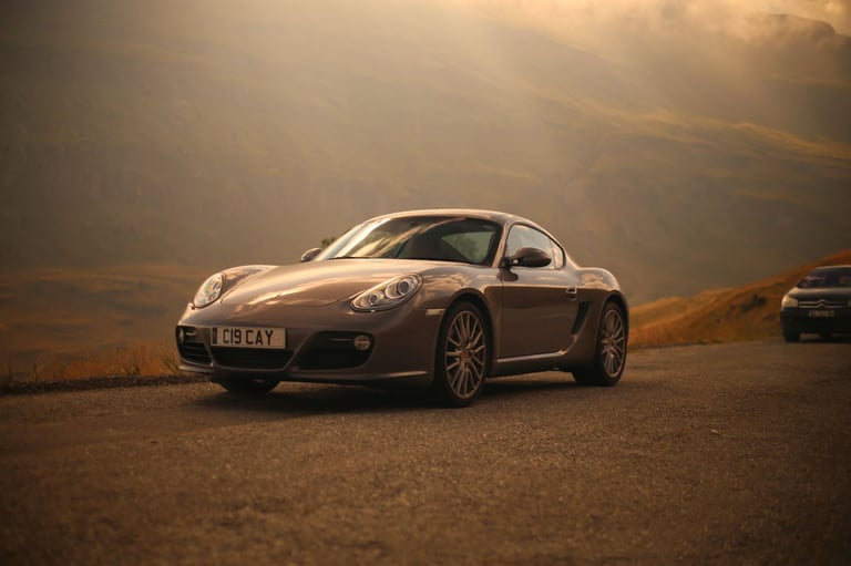 987.2 Porsche CAYMAN S, 2010, Manual, 3.4L